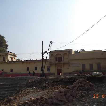 Shri Swami Sheetal Das Akhada B1-88 Assi , Near Pushkar Talab,Varanasi, Ashram Dharmshala Hotell Exteriör bild