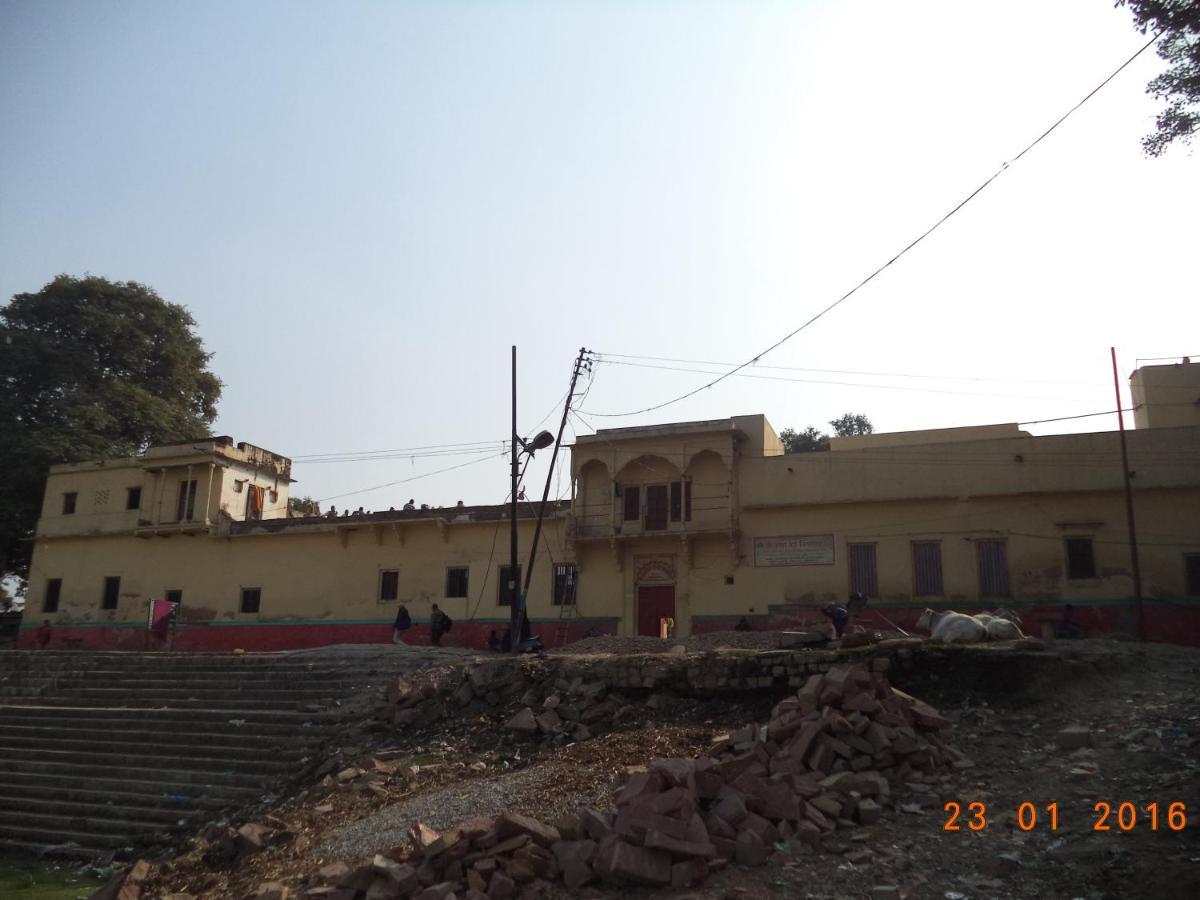 Shri Swami Sheetal Das Akhada B1-88 Assi , Near Pushkar Talab,Varanasi, Ashram Dharmshala Hotell Exteriör bild