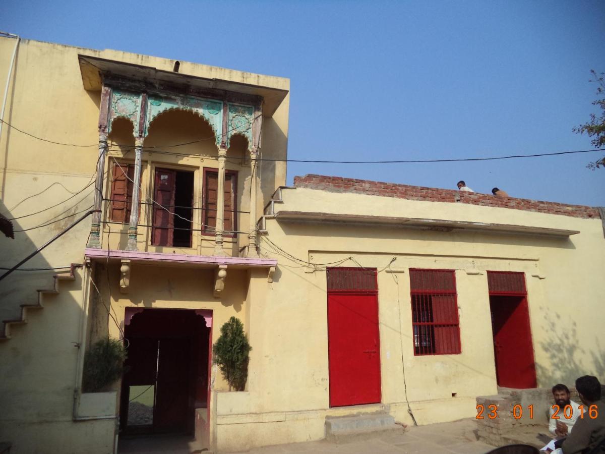 Shri Swami Sheetal Das Akhada B1-88 Assi , Near Pushkar Talab,Varanasi, Ashram Dharmshala Hotell Exteriör bild