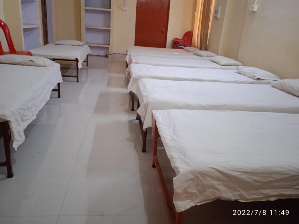 Shri Swami Sheetal Das Akhada B1-88 Assi , Near Pushkar Talab,Varanasi, Ashram Dharmshala Hotell Exteriör bild