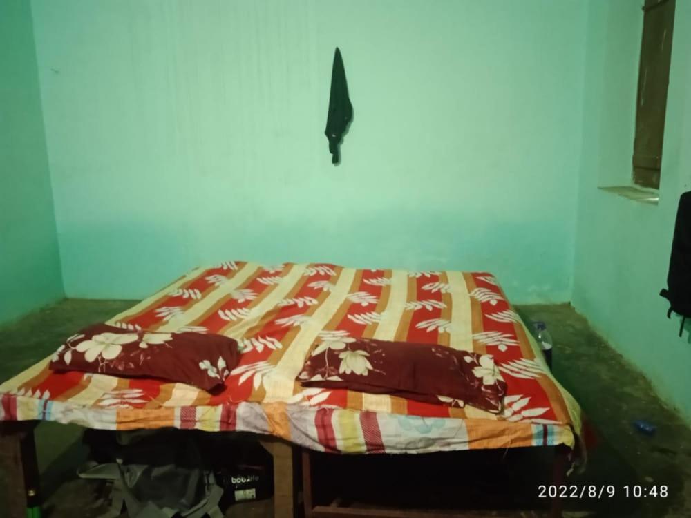 Shri Swami Sheetal Das Akhada B1-88 Assi , Near Pushkar Talab,Varanasi, Ashram Dharmshala Hotell Exteriör bild