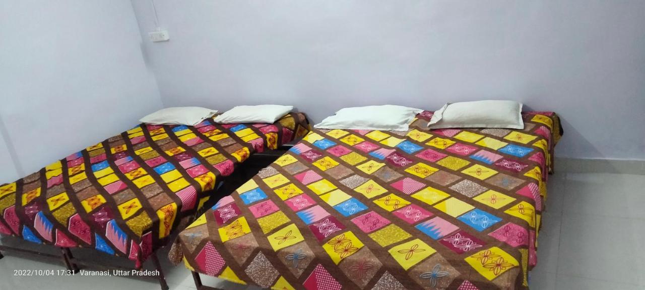 Shri Swami Sheetal Das Akhada B1-88 Assi , Near Pushkar Talab,Varanasi, Ashram Dharmshala Hotell Exteriör bild
