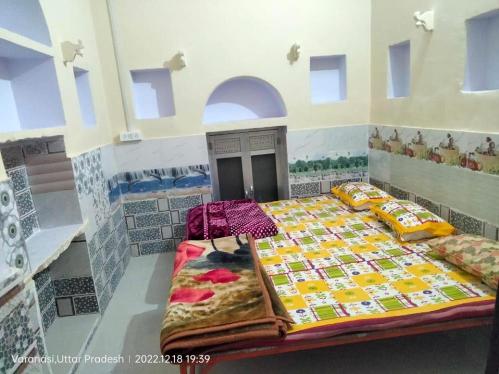 Shri Swami Sheetal Das Akhada B1-88 Assi , Near Pushkar Talab,Varanasi, Ashram Dharmshala Hotell Exteriör bild