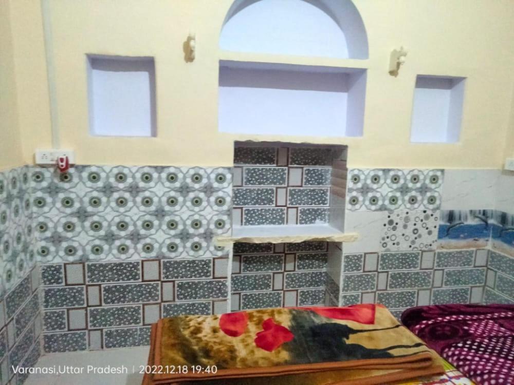Shri Swami Sheetal Das Akhada B1-88 Assi , Near Pushkar Talab,Varanasi, Ashram Dharmshala Hotell Exteriör bild