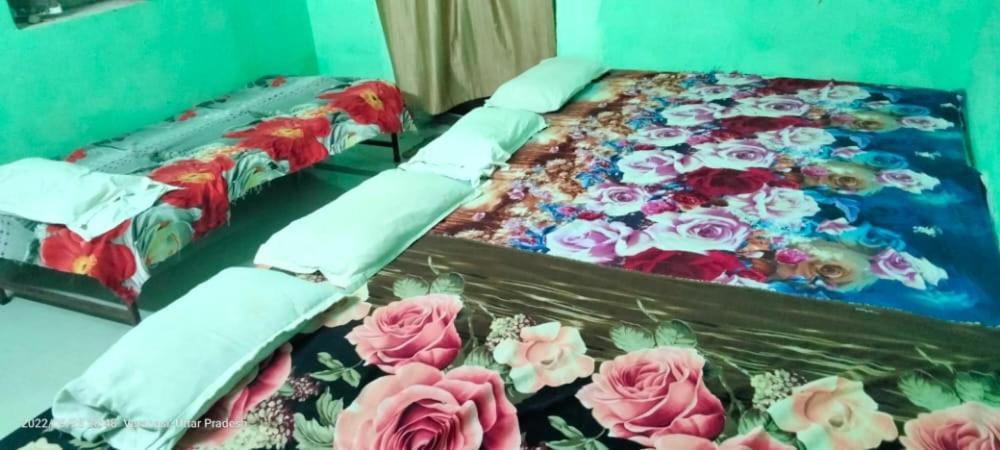 Shri Swami Sheetal Das Akhada B1-88 Assi , Near Pushkar Talab,Varanasi, Ashram Dharmshala Hotell Exteriör bild